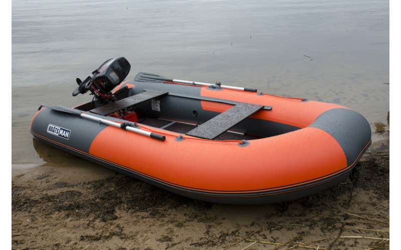 Лодка BoatsMan BT330K